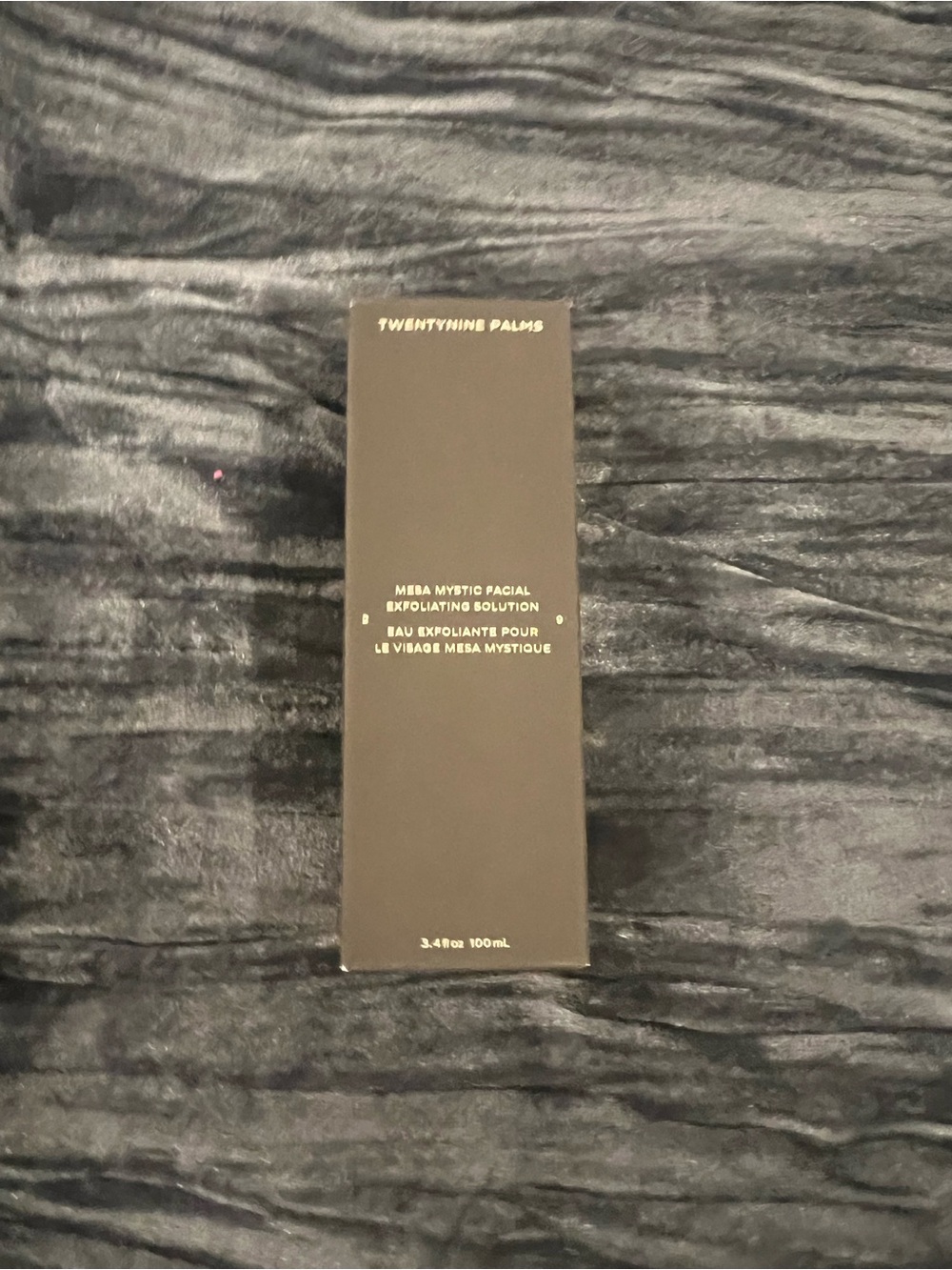 Twenty nine palms Facial Exfoliating Solution - Black